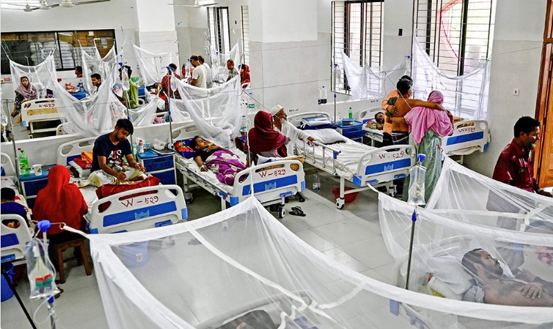২৪ ঘণ্টায় ডেঙ্গুতে ৫ জনের মৃত্যু