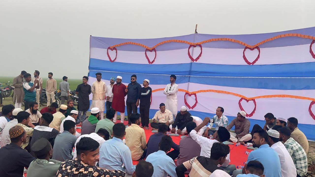 তাহিরপুর  ছাত্রদল নেতা  আবিরের উদ্যোগে দোয়া ও ইফতার মাহফিল অনুষ্ঠিত