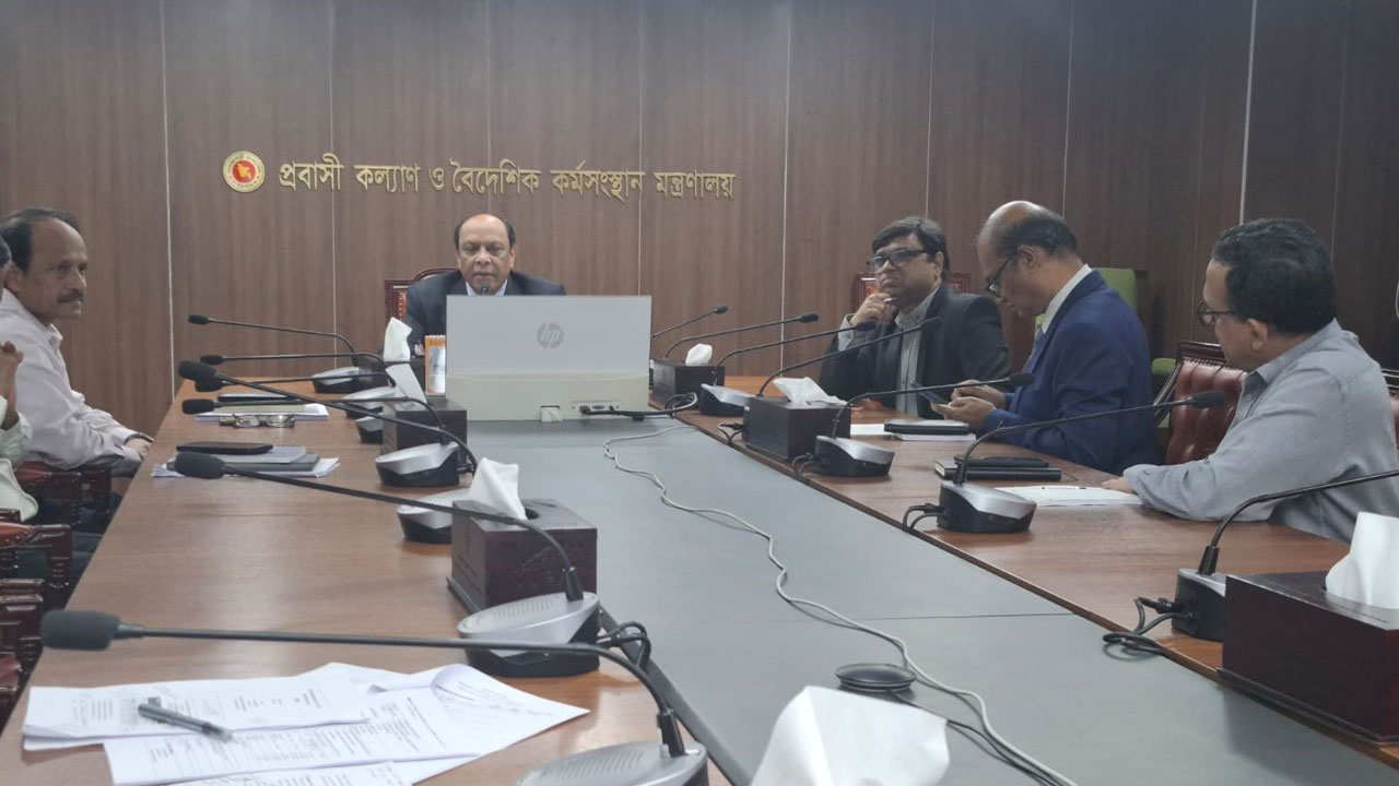 বিদেশে কর্মী মারা গেলে মরদেহ দ্রুত দেশে পাঠানোর নির্দেশনা প্রধানমন্ত্রীর