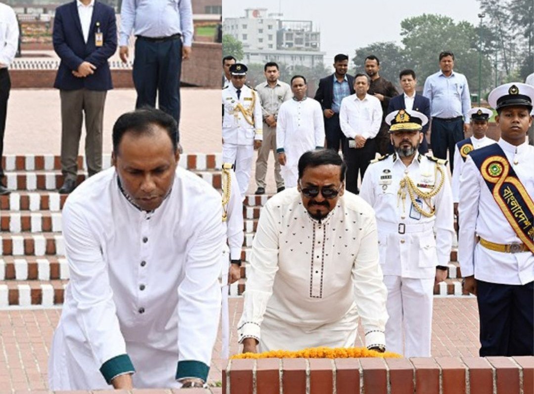 জাতীয় স্মৃতিসৌধে শ্রদ্ধা জানালেন স্পিকার, ডেপুটি স্পিকারের 