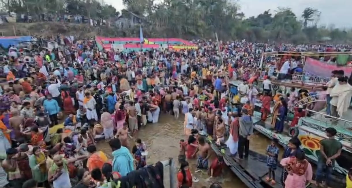 সুনামগঞ্জে যাদুকাটা নদীতে  গঙ্গাস্নানে এসে ১ জনের মৃত্যু 