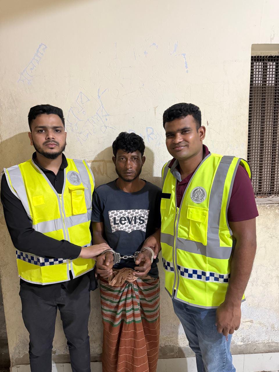 টাকার লোভ দেখিয়ে ১০ বছরের শিশুকে ধর্ষণ, অভিযুক্ত গ্রেফতার