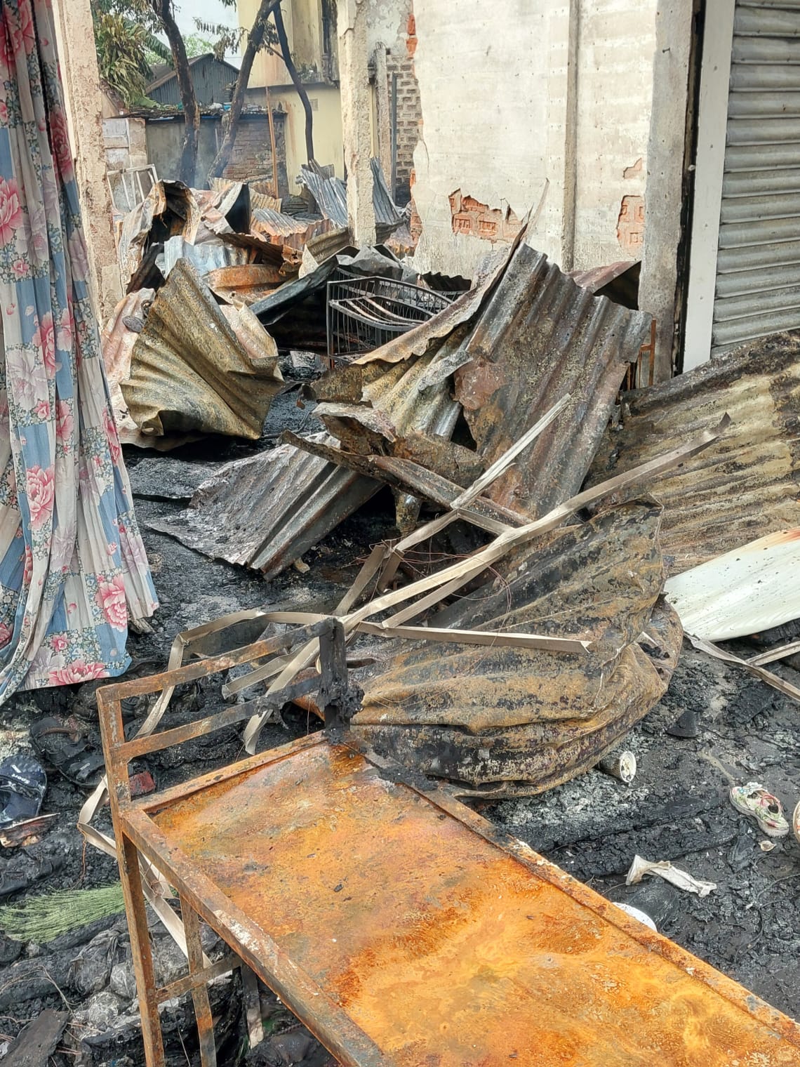 সুনামগঞ্জ শহরে ভয়াবহ অগ্নিকাণ্ড ৭ সদস্য বিশিষ্ট তদন্ত কমিটি গঠন