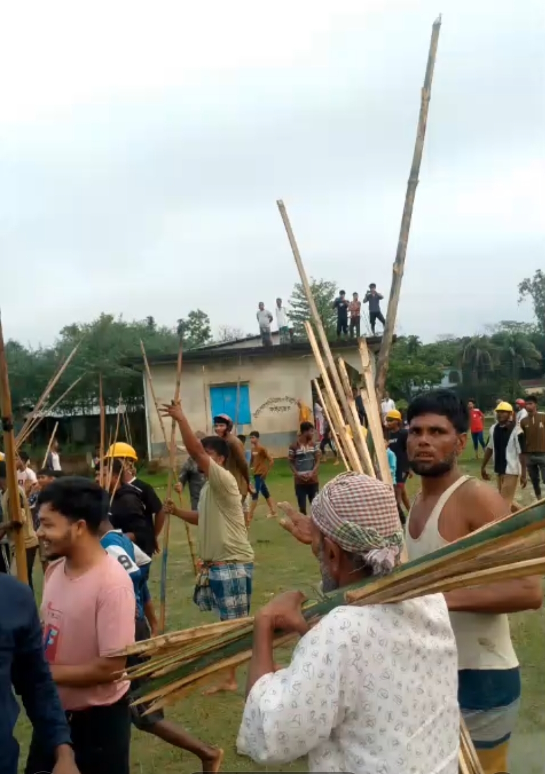 ফেসবুক পোস্টকে কেন্দ্র করে ছাতকে দুই চেয়ারম্যান প্রার্থীর সমর্থকদের সংঘর্ষ