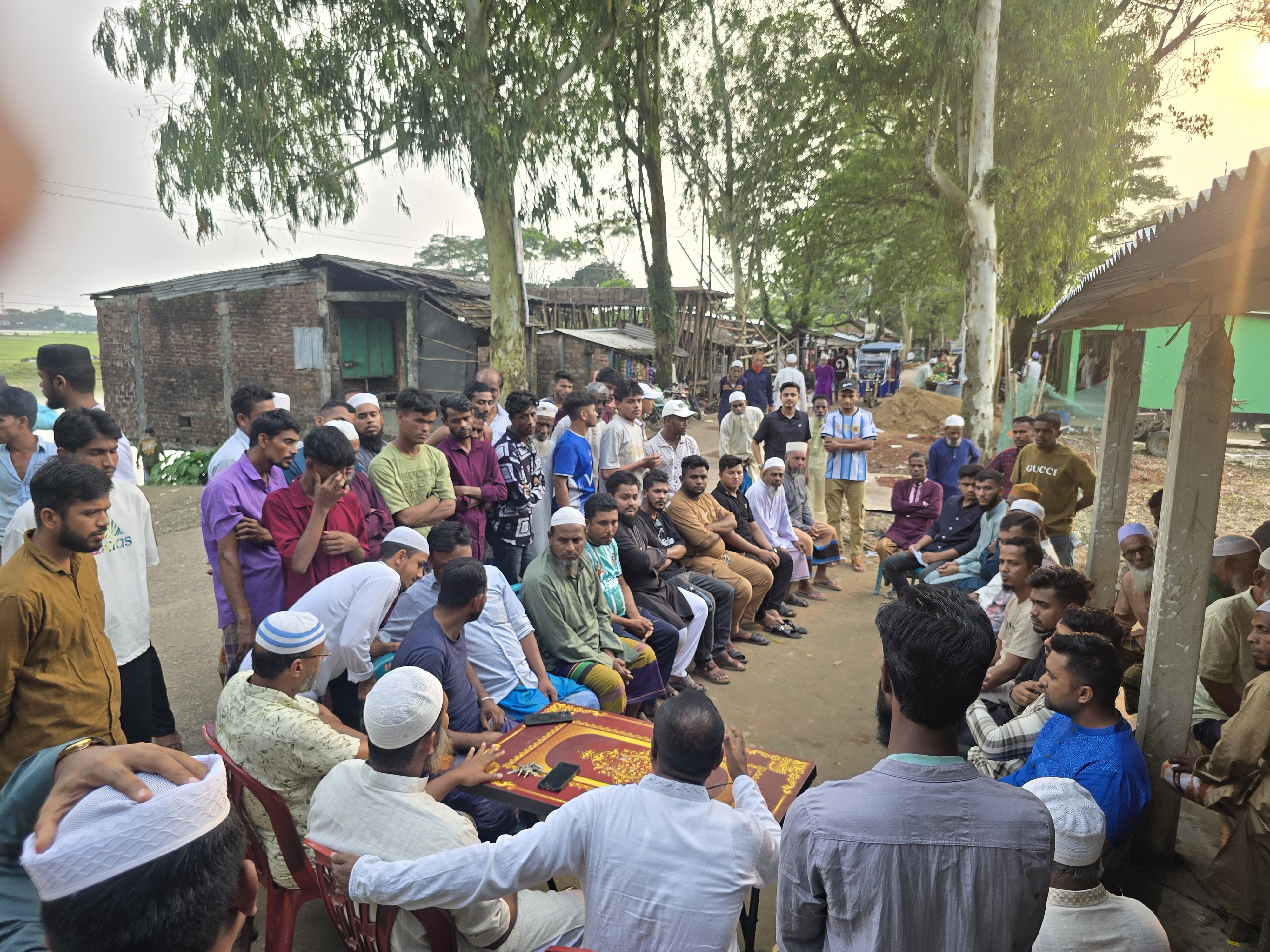 শাখাইতি বাজারে মাদকবিরোধী সভা, সামাজিক প্রতিরোধ গড়ে তোলার আহ্বান