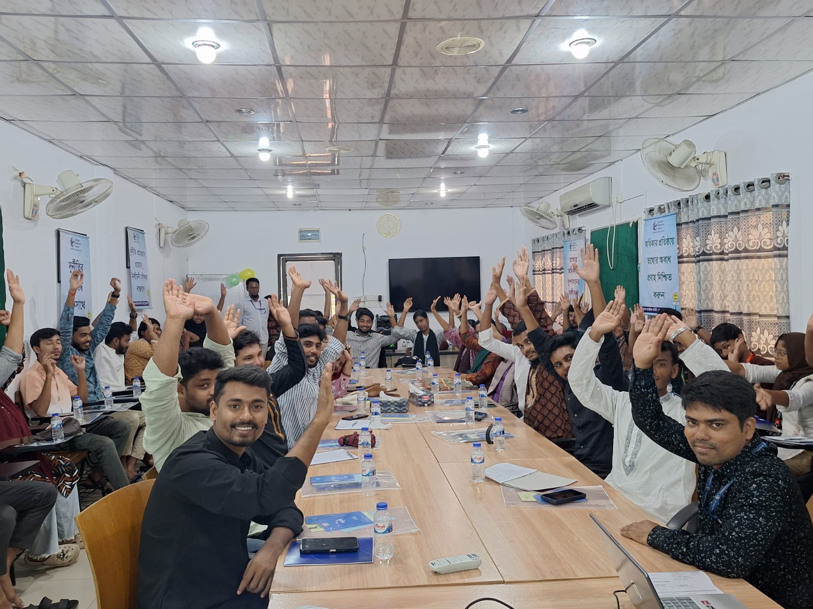 দুর্নীতিমুক্ত সমাজ গড়তে সুনামগঞ্জে ৩৬ টি  স্বেচ্ছাসেবী সংগঠনের প্রতিনিধিদের নিয়ে কর্মশালা 