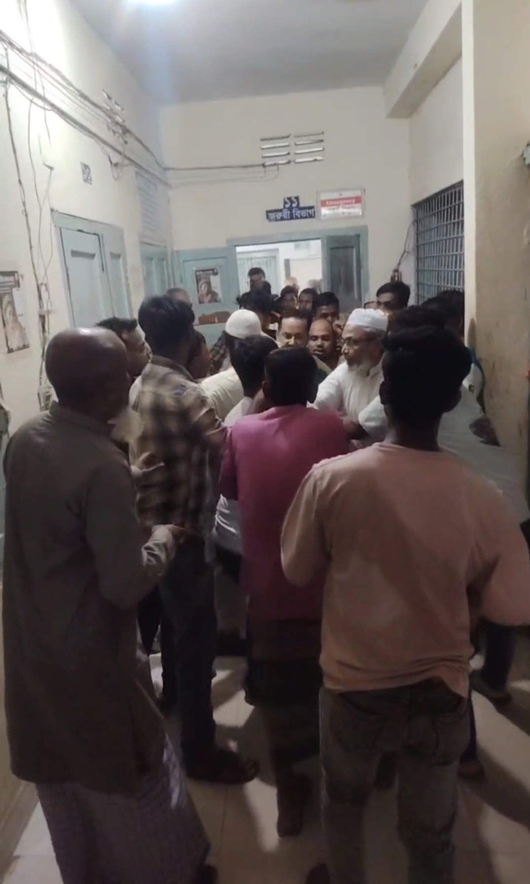 দিরাইয়ে হাসপাতালের জরুরি বিভাগে  আহত রোগীর উপর হামলা ও ভাঙচুর 